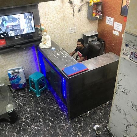 ניו דלהי Hotel O Kanak Palace מראה חיצוני תמונה