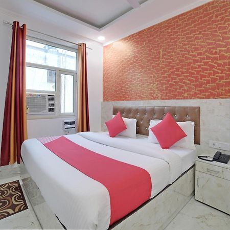 ניו דלהי Hotel O Kanak Palace מראה חיצוני תמונה