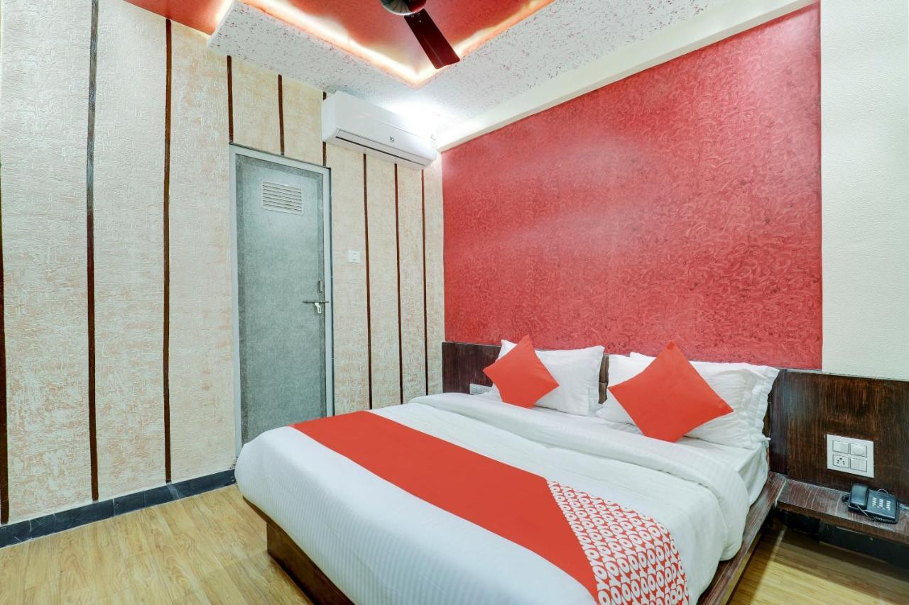 ניו דלהי Hotel O Kanak Palace מראה חיצוני תמונה