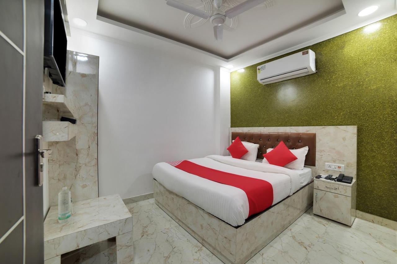 ניו דלהי Hotel O Kanak Palace מראה חיצוני תמונה