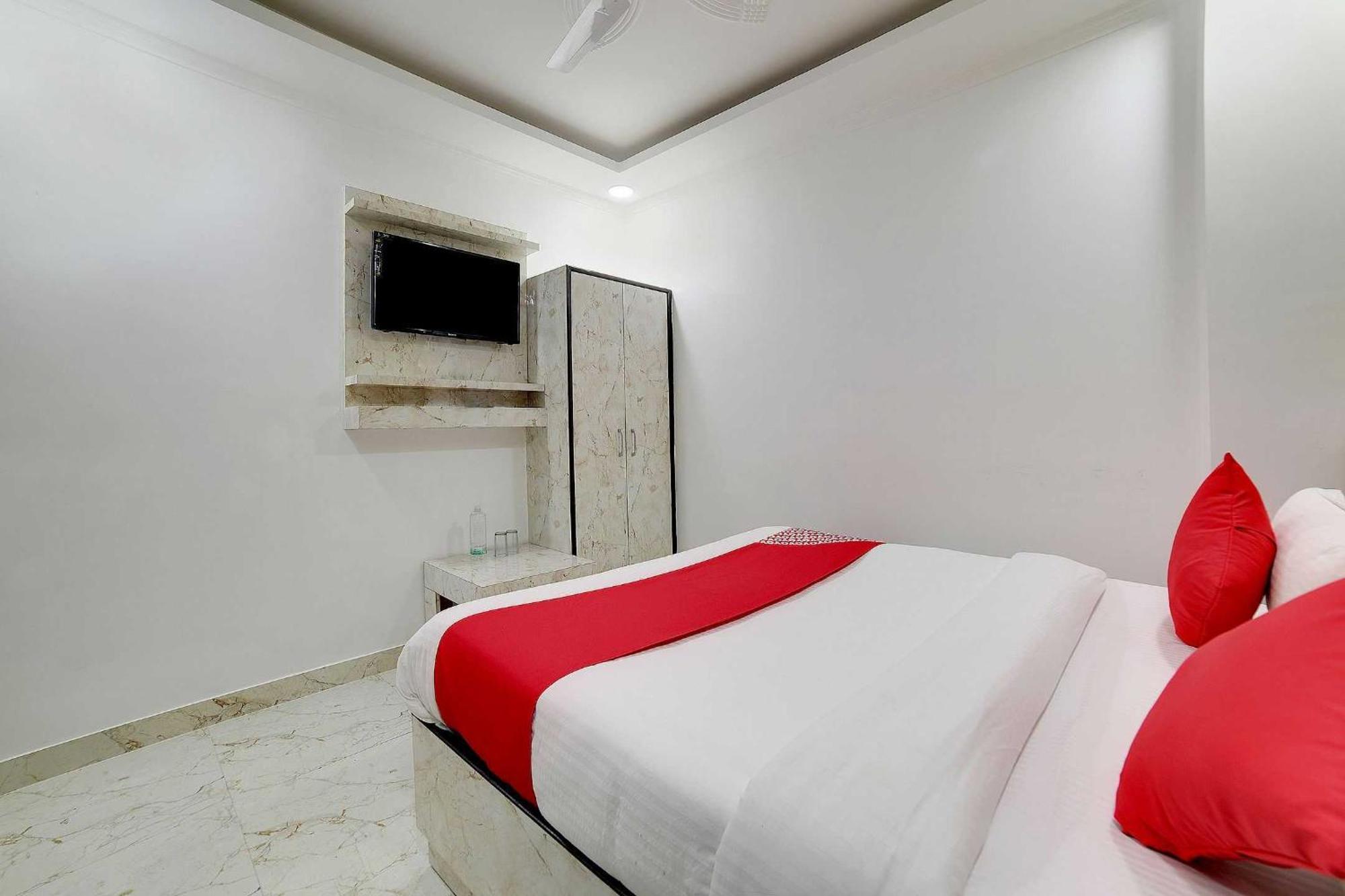 ניו דלהי Hotel O Kanak Palace מראה חיצוני תמונה