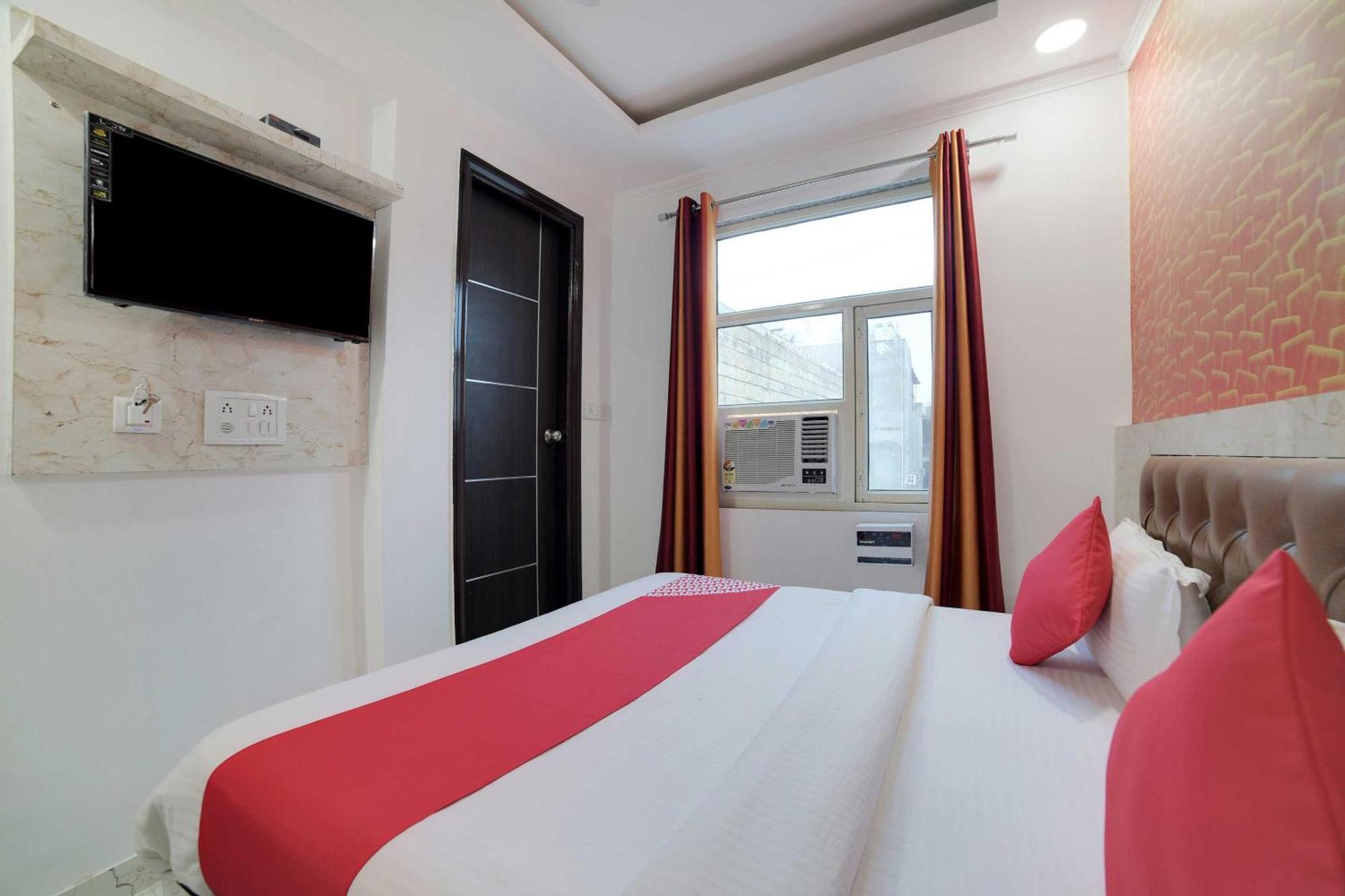 ניו דלהי Hotel O Kanak Palace מראה חיצוני תמונה