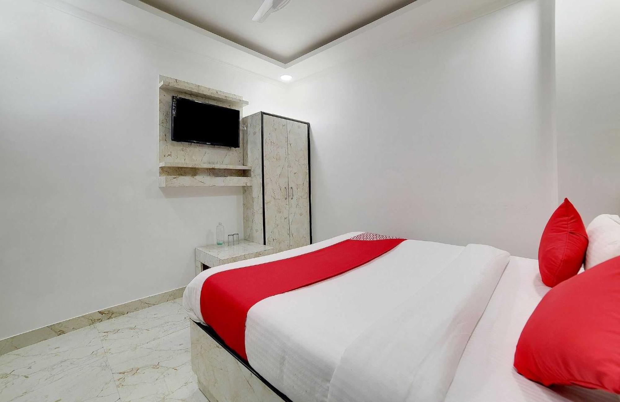 ניו דלהי Hotel O Kanak Palace מראה חיצוני תמונה